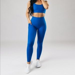 Alphalete Alphalux SET In Palace Blue